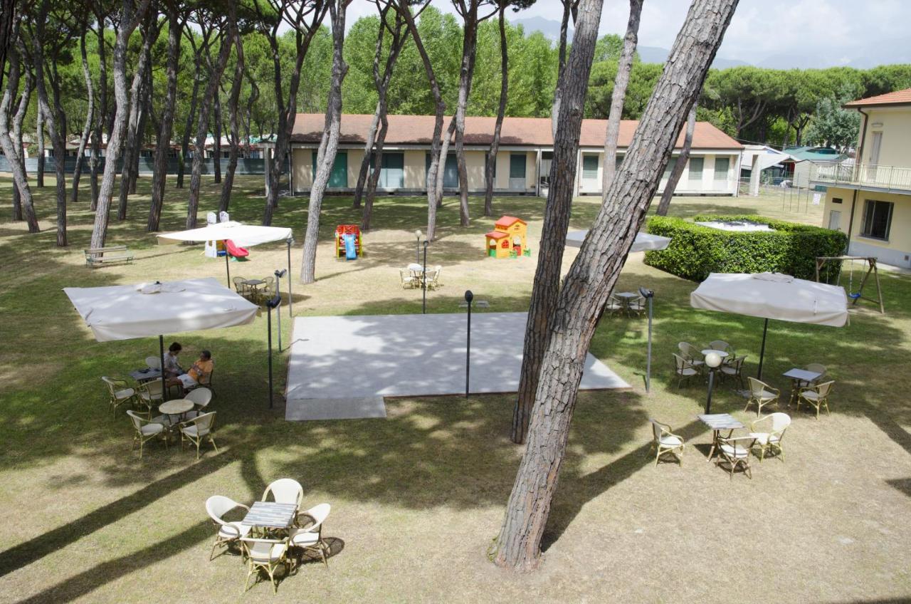 Casa Per Ferie Il Pioppo Hotel Marina di Massa Exterior foto