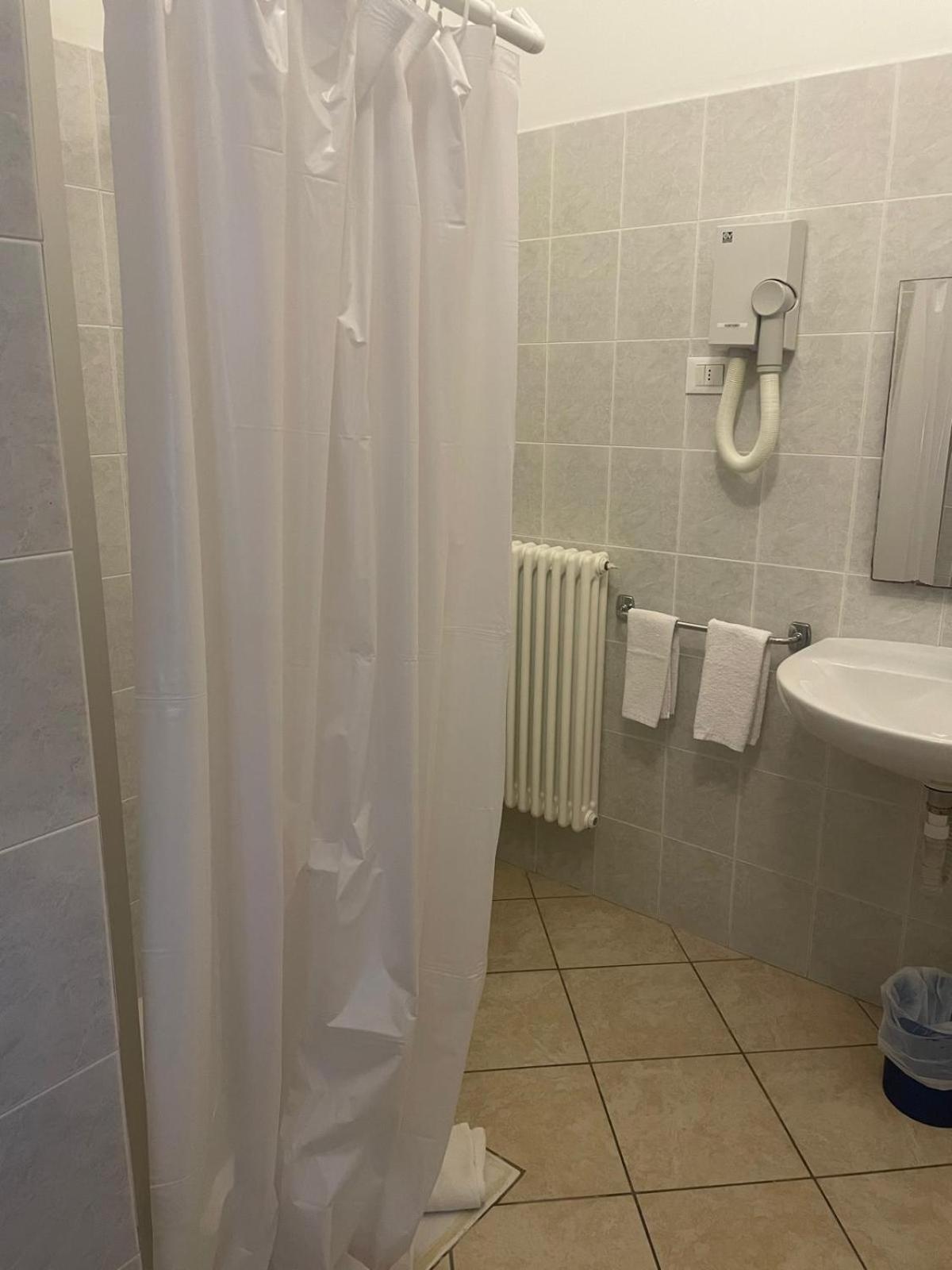 Casa Per Ferie Il Pioppo Hotel Marina di Massa Cameră foto